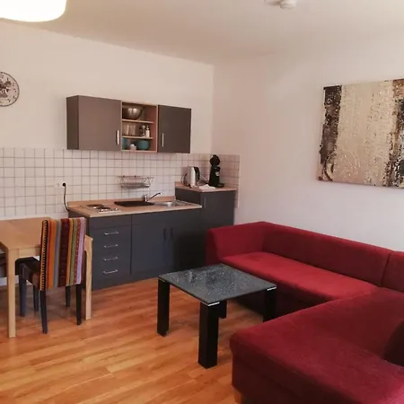 Ferienwohnung - Apartment Mit Balkon In Halle-Saale, Trotha Halle  Exterior photo
