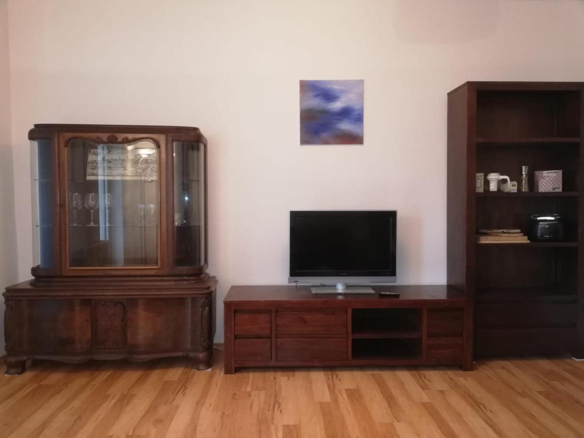 - Mit Balkon In Halle-saale, Trotha Apartment *